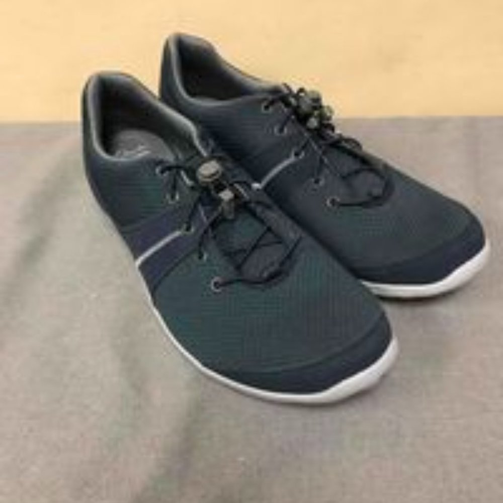 MEN'S SIZE 9-1/2 E CLARKS ATHLETIC SHOES
